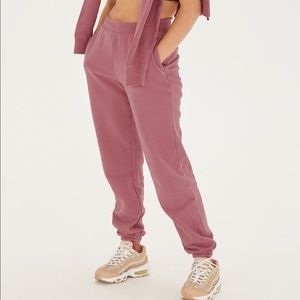 Girlfriend Collective mauve classic jogger (XS)